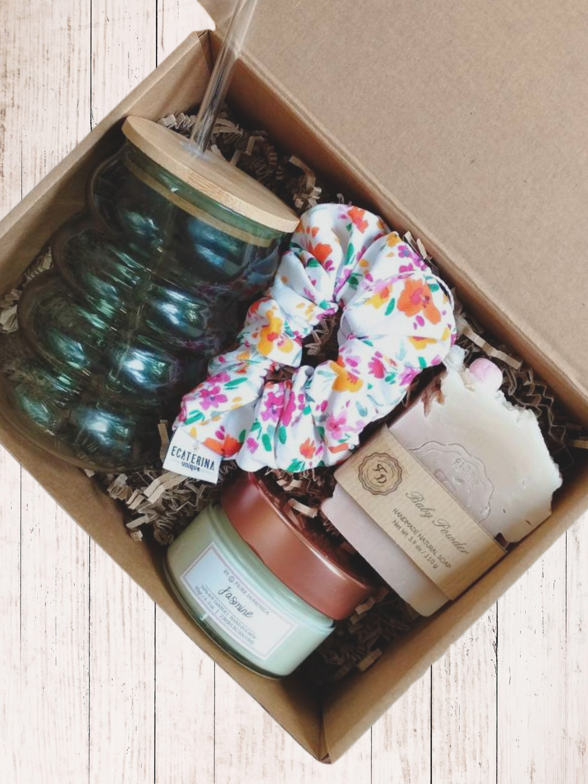 Summer Floral Escape Giftbox Think Gift