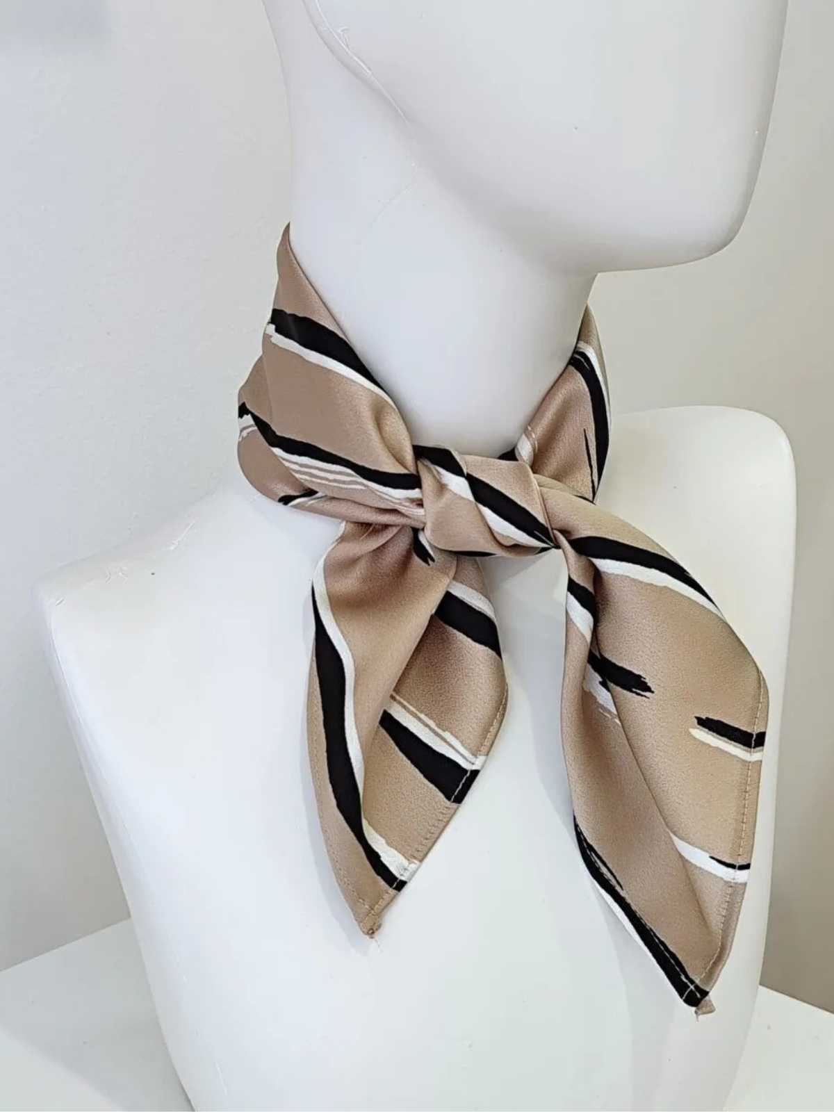 So Chic Hermione Mini Giftbox Think Gift