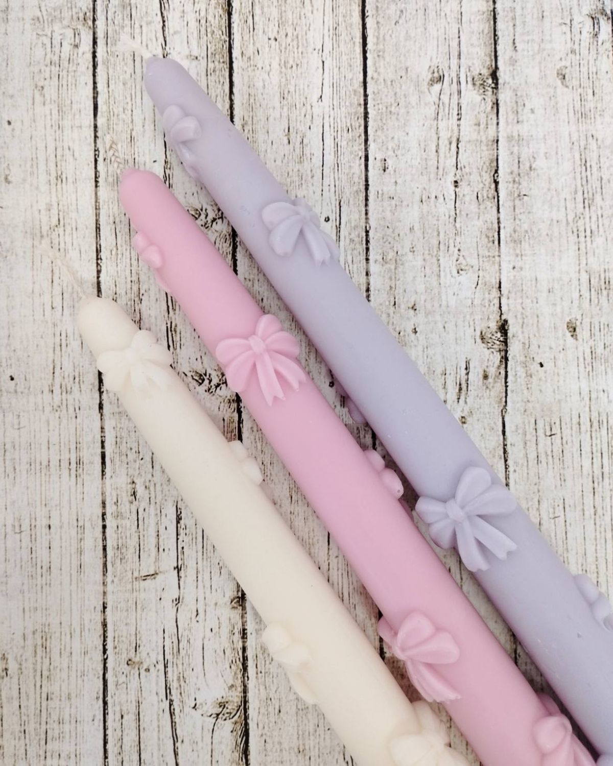 Λαμπάδα από κερί Σόγιας με Φιογκάκια Aetherial Candles