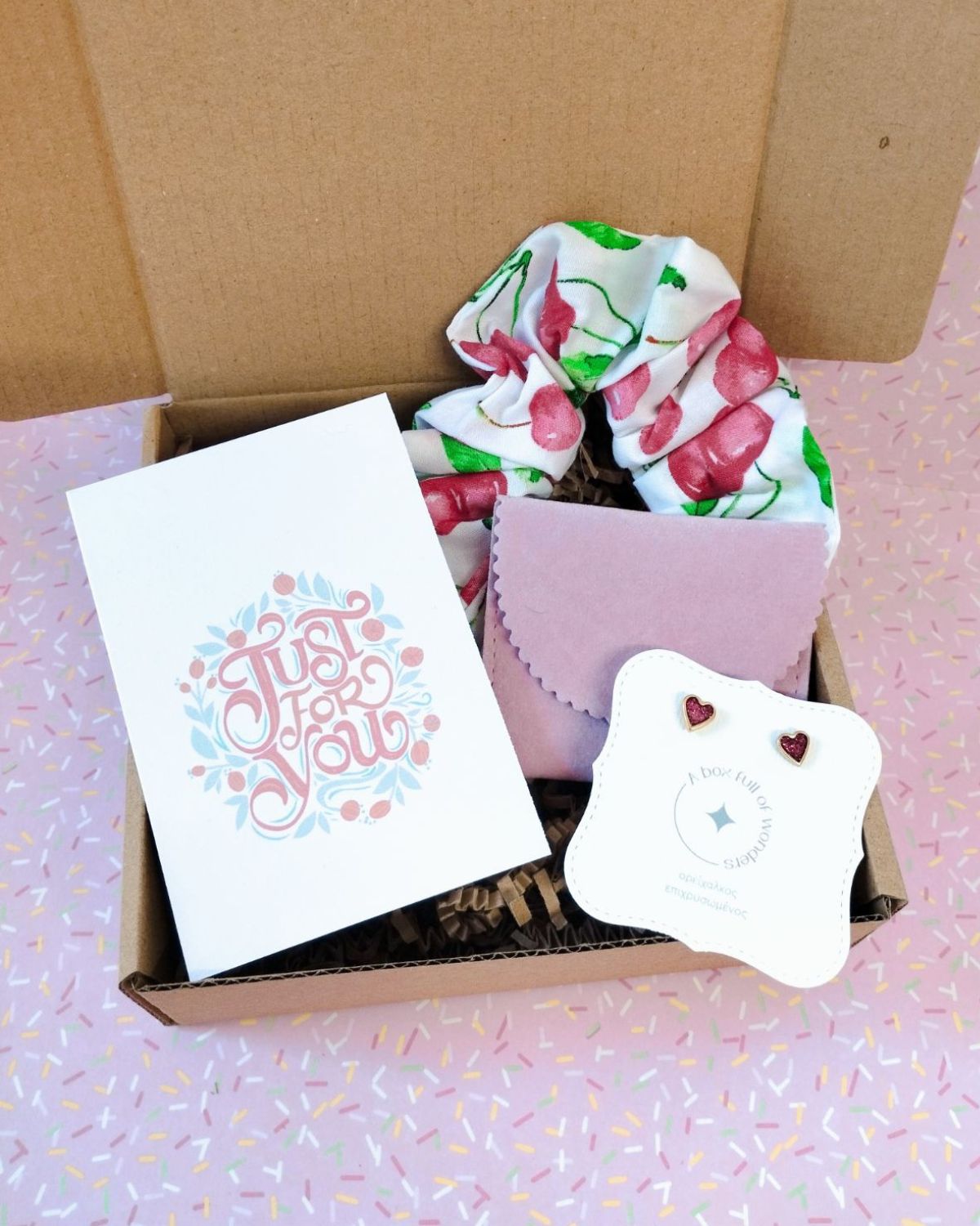 Tiny Hearts Mini Girly Giftbox